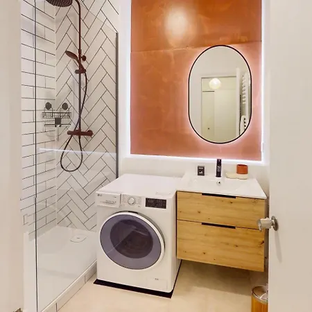 Superbe T2 Avec Parking Prive Au Coeur De * Nantes