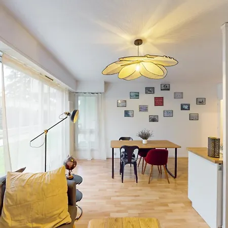 Daire Superbe T2 Avec Parking Prive Au Coeur De Nantes