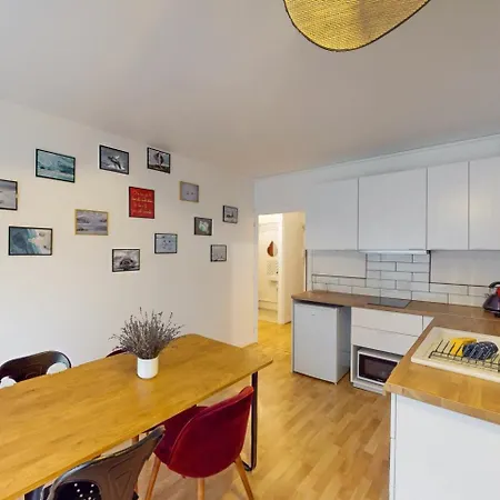 Apartment Superbe T2 Avec Parking Prive Au Coeur De *