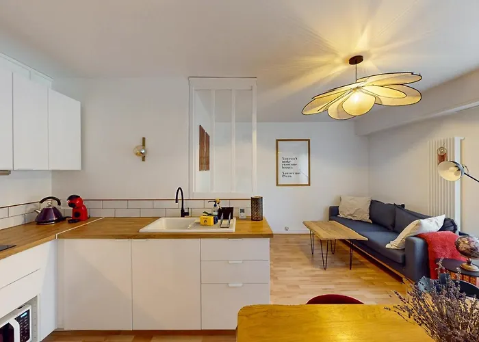 Superbe T2 Avec Parking Prive Au Coeur De *