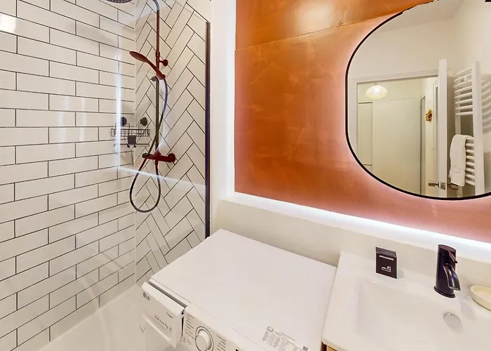 Superbe T2 Avec Parking Prive Au Coeur De *